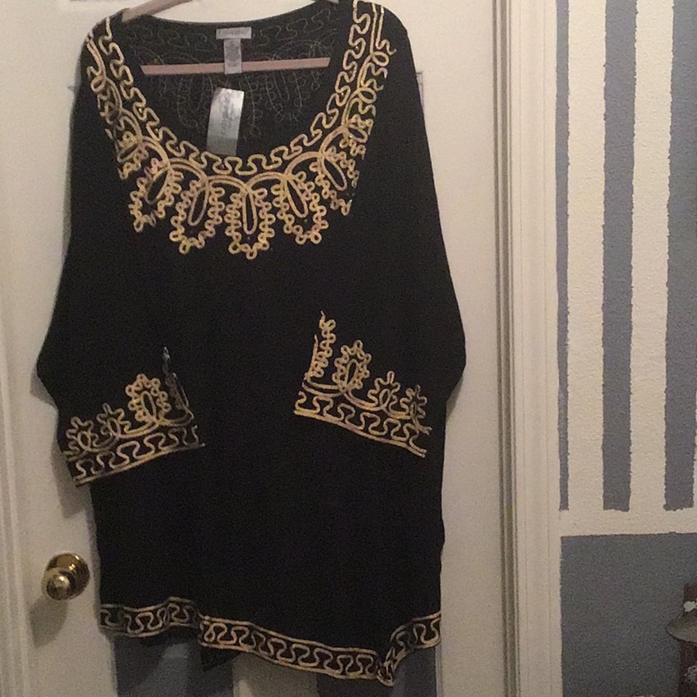 NWT black and gold embroidered blouse 5x